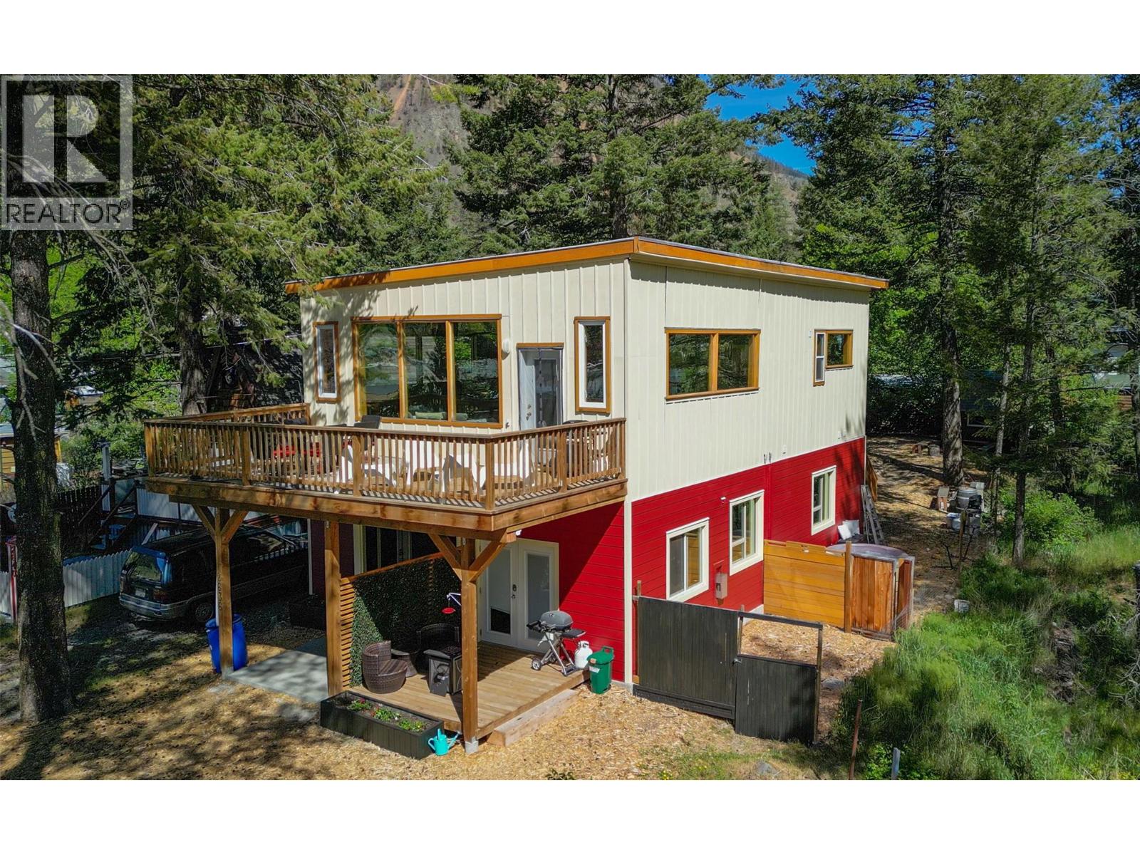 2636 11th Street, Olalla