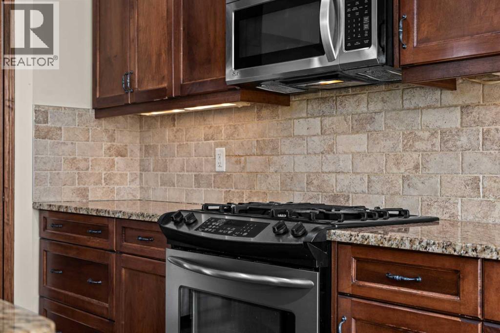 Single Family House for Sale in  Royal Birkdale Drive NW Royal Oak Calgary 