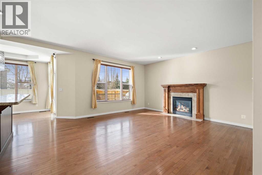 Single Family House for Sale in  Royal Birkdale Drive NW Royal Oak Calgary 