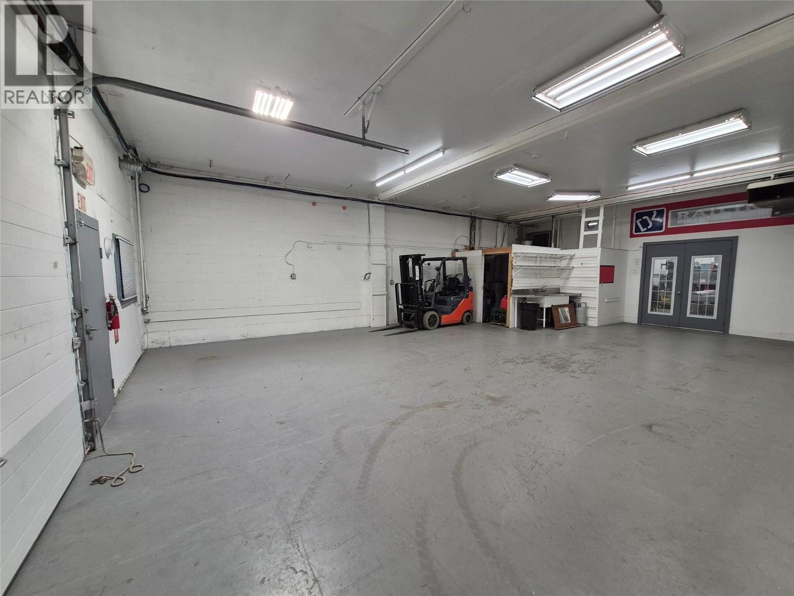 571 Gaston Avenue Unit# Unit B and C, Kelowna