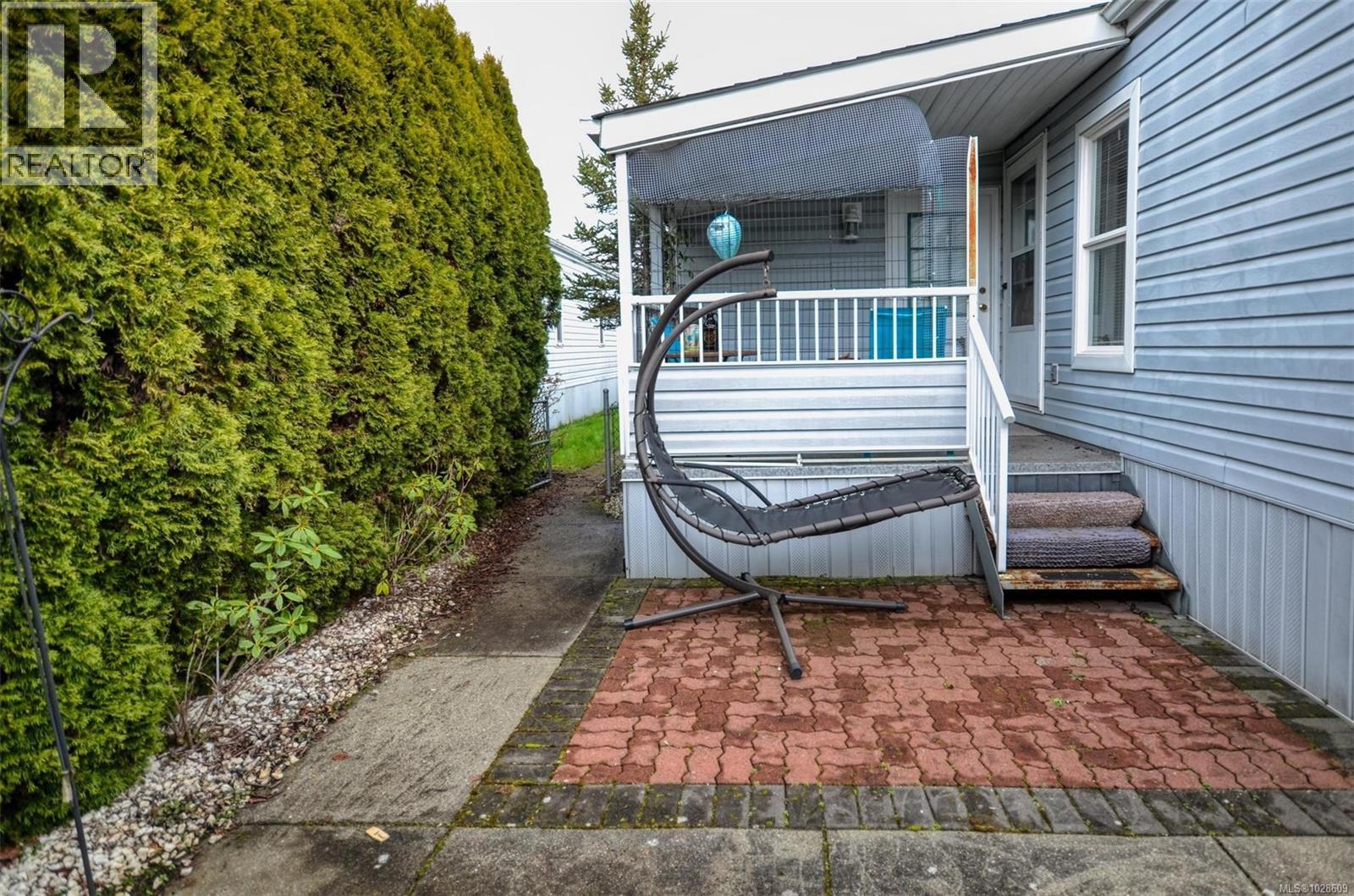 #85 7583 Central Saanich Rd - 2