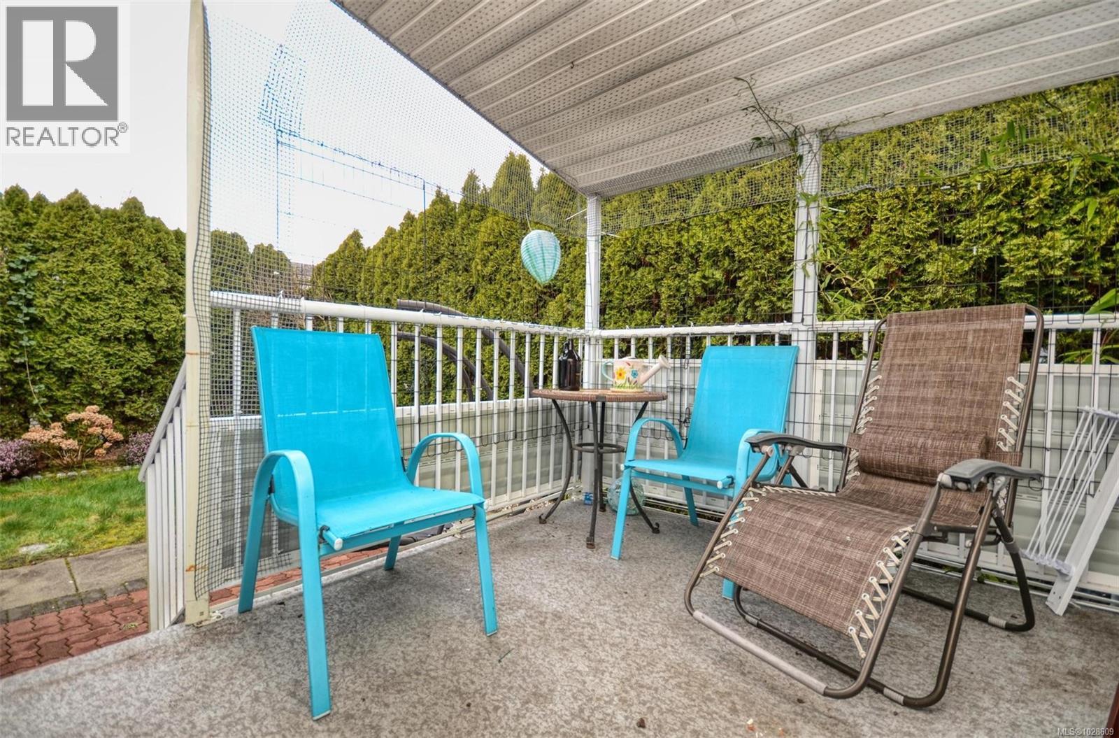#85 7583 Central Saanich Rd - 23