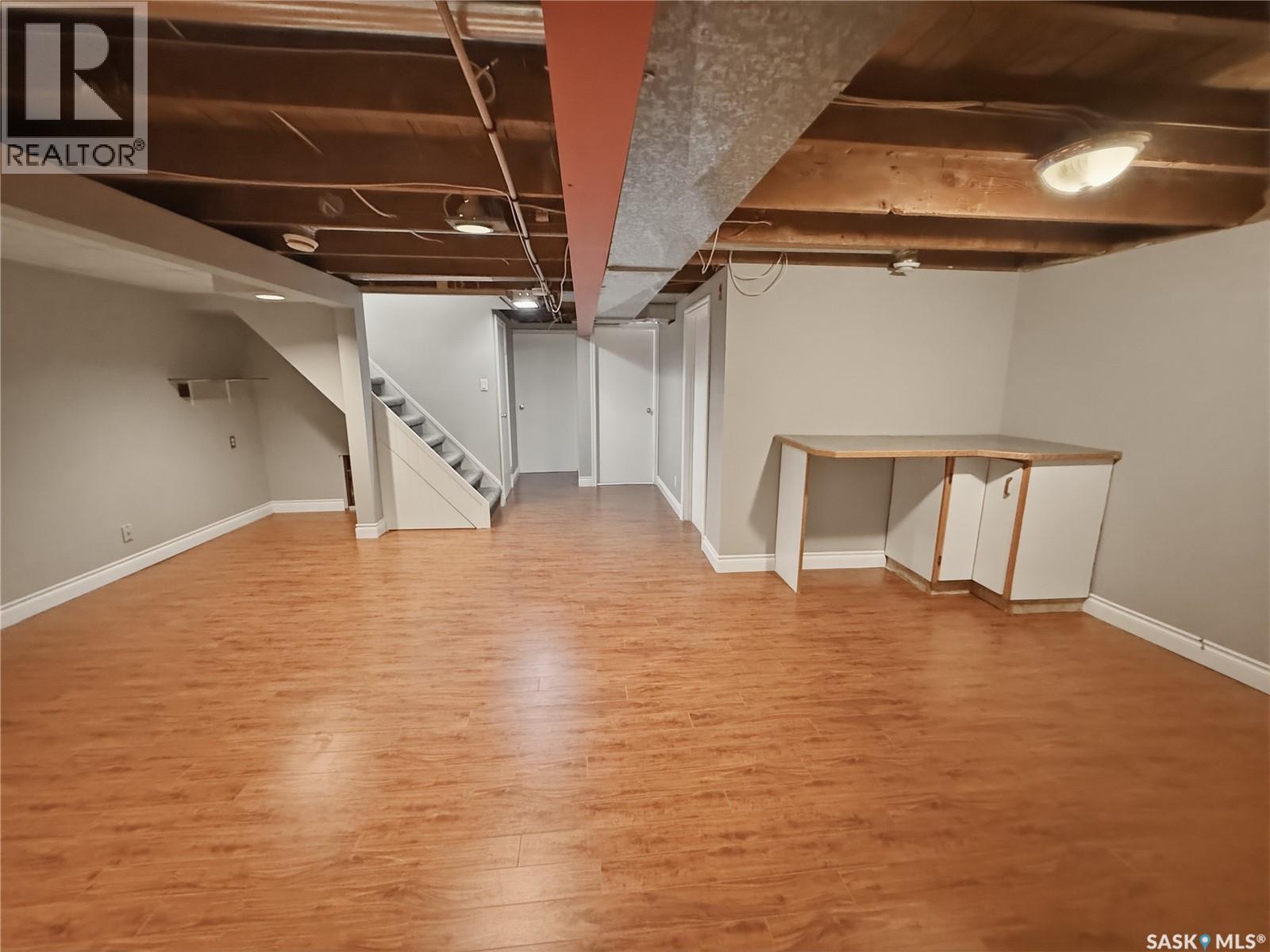 Single Family House Bungalow for Sale in  th AVENUE NE Swift Current 