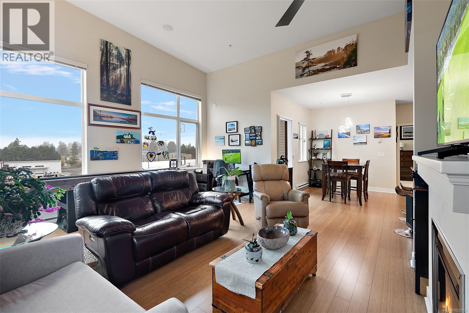 Single Family House for Sale in   West Saanich Rd Saanich 