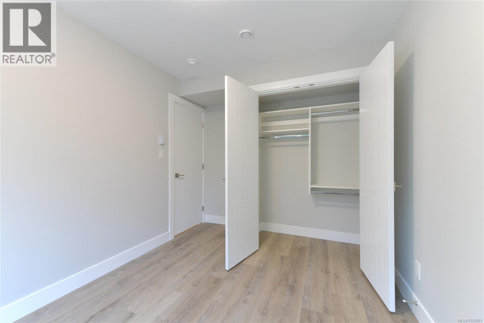  996 CITATION Road, Langford