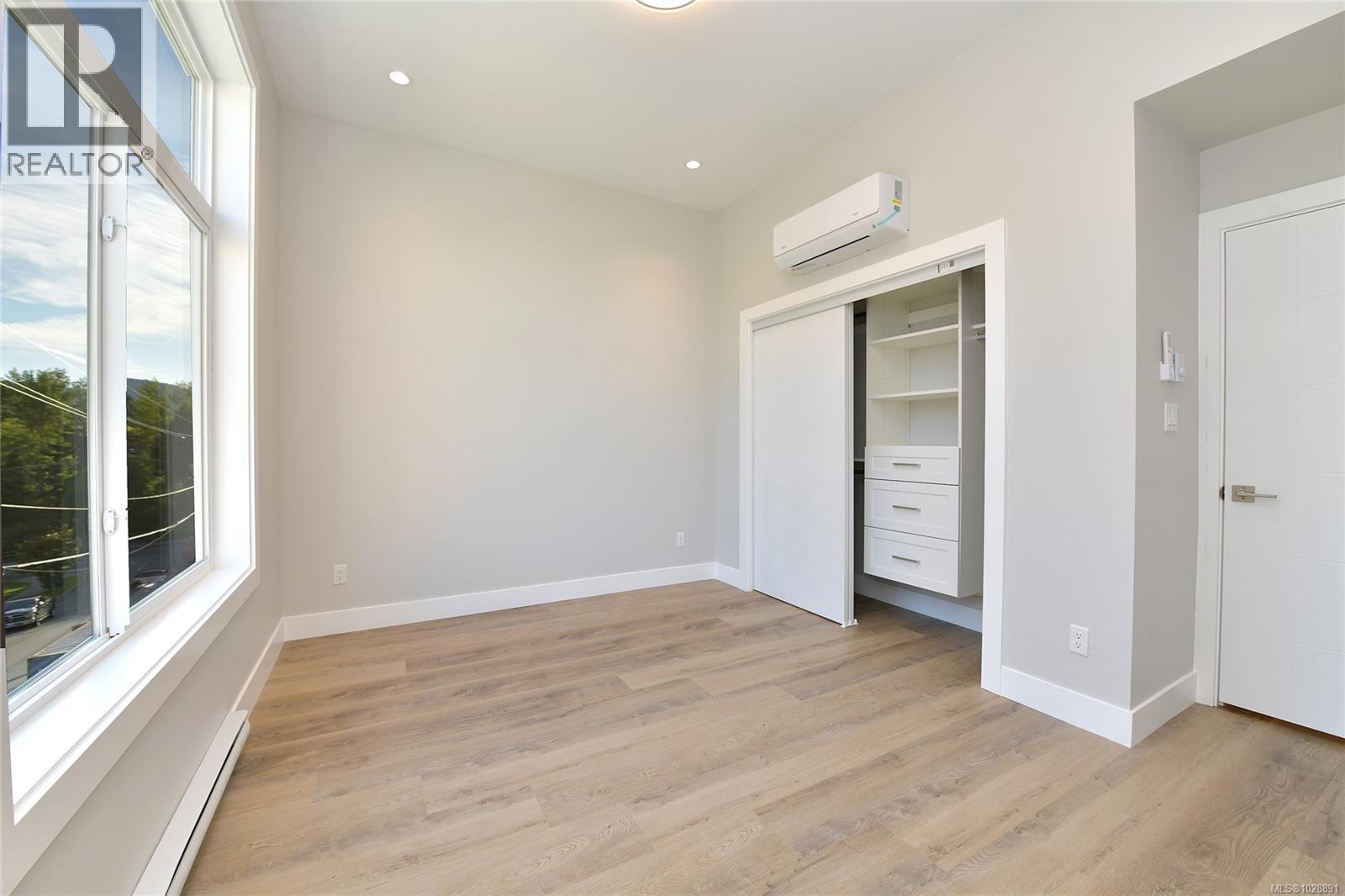  996 CITATION Road, Langford