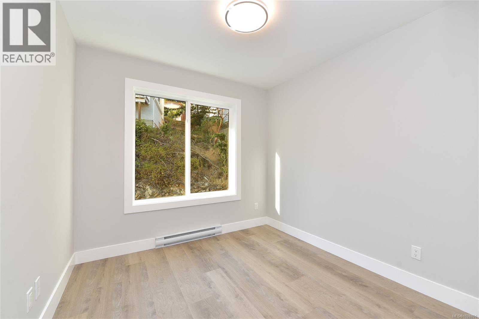  996 CITATION Road, Langford