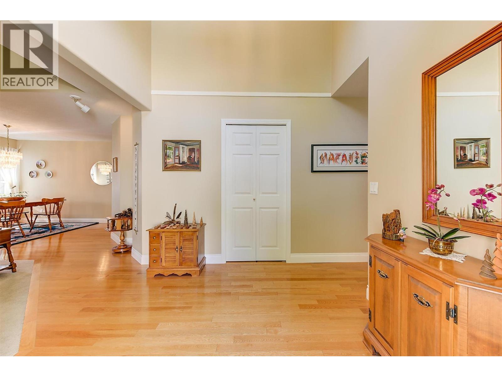  2213 Shannon Woods Place, West Kelowna