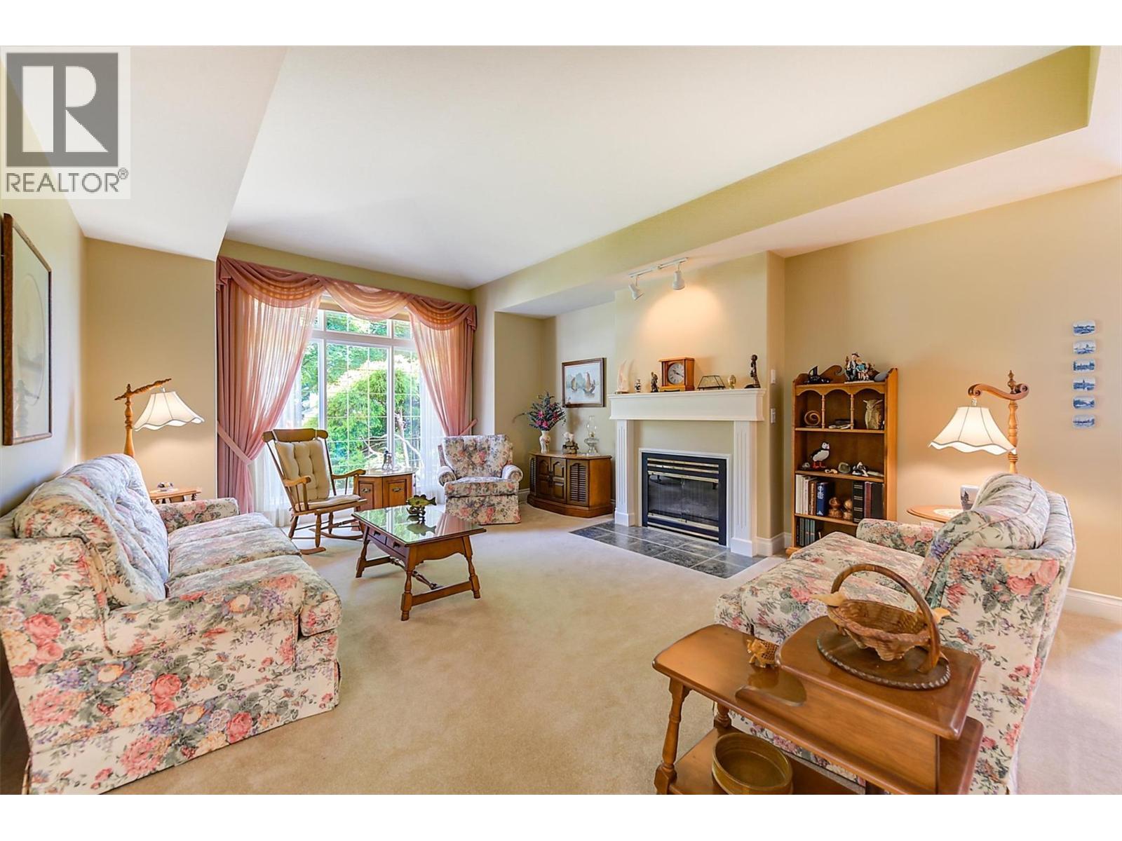  2213 Shannon Woods Place, West Kelowna