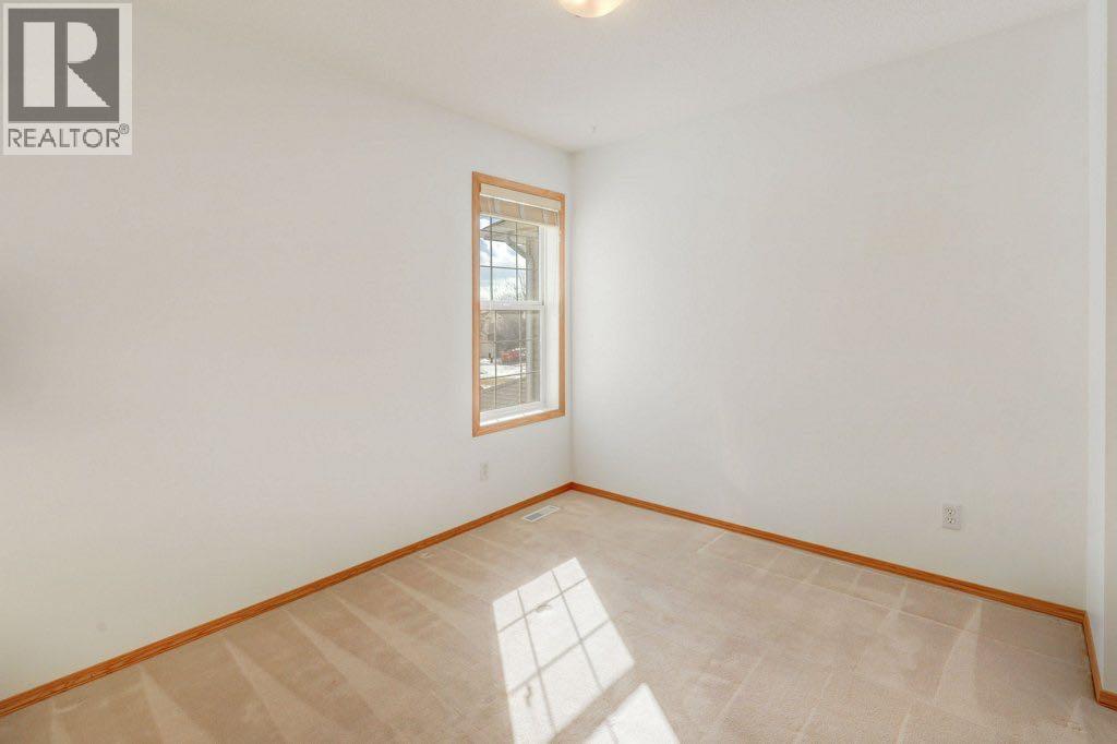 Single Family House for Sale in  Royal Birch Gardens NW Royal Oak Calgary 