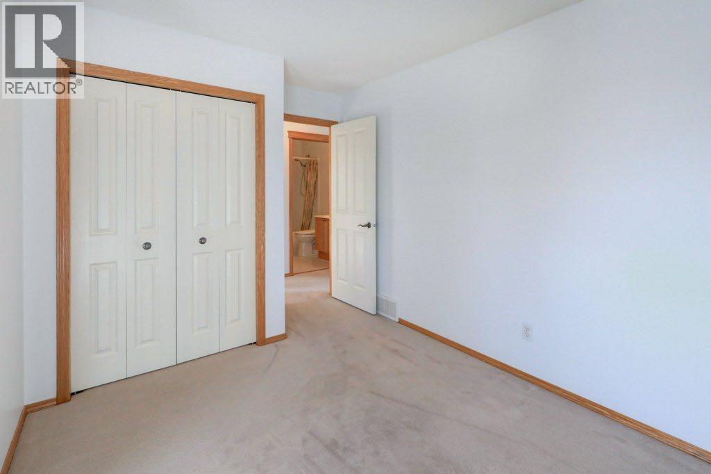 Single Family House for Sale in  Royal Birch Gardens NW Royal Oak Calgary 