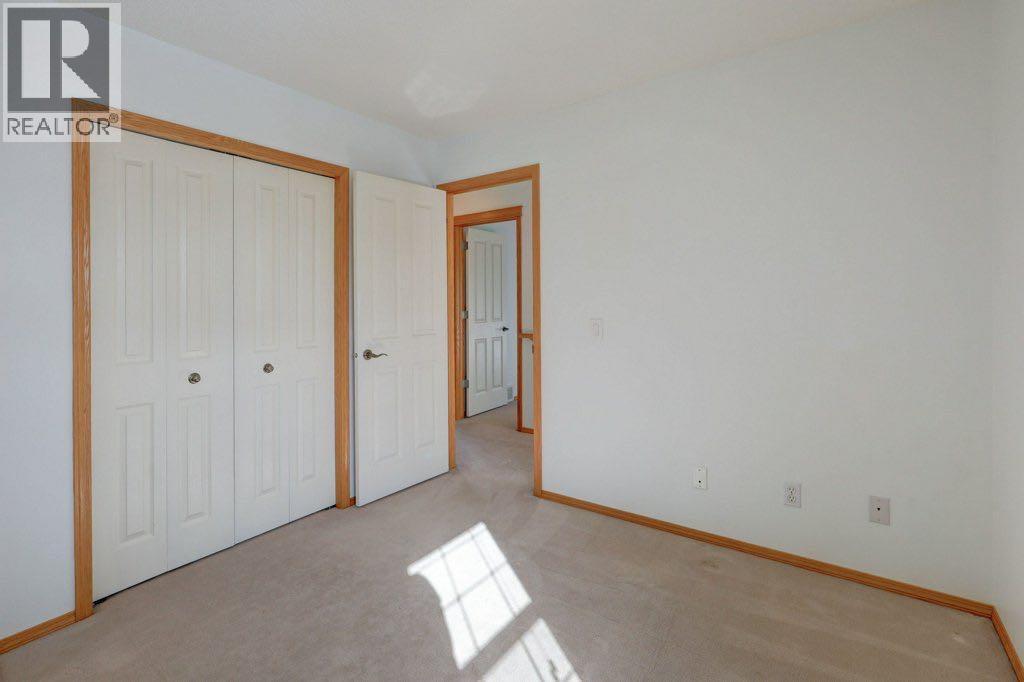 Single Family House for Sale in  Royal Birch Gardens NW Royal Oak Calgary 