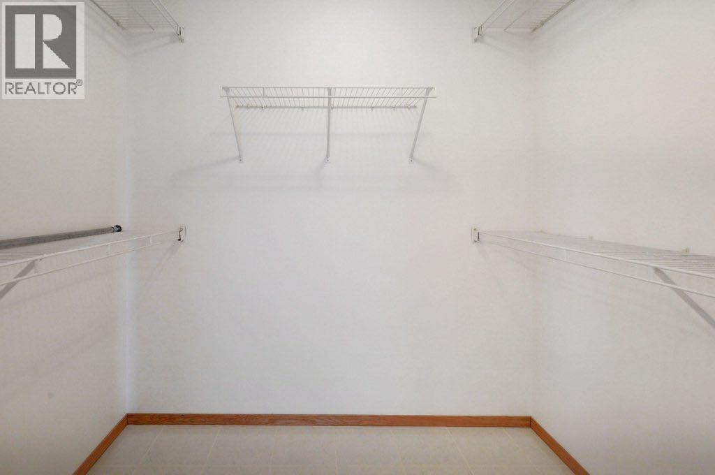 Single Family House for Sale in  Royal Birch Gardens NW Royal Oak Calgary 