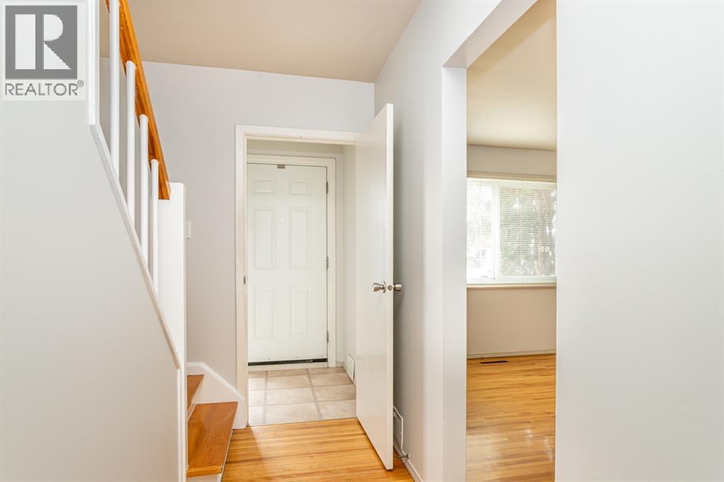 3907 39 Street, Red Deer