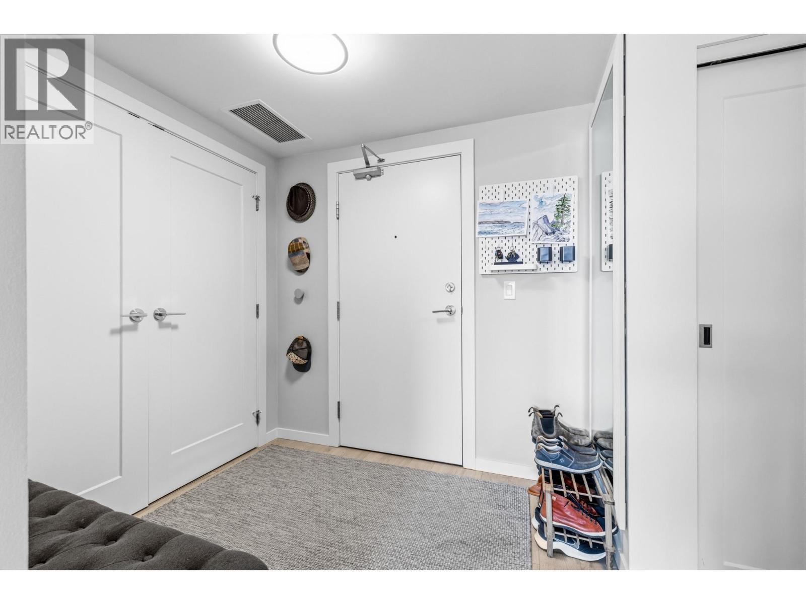 1204 485 Groves Avenue, Kelowna