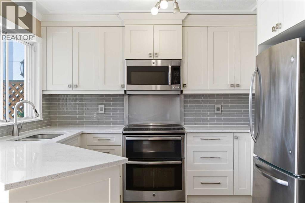 Single Family House for Sale in   Avenue NE Winston Heights/Mountview Calgary 