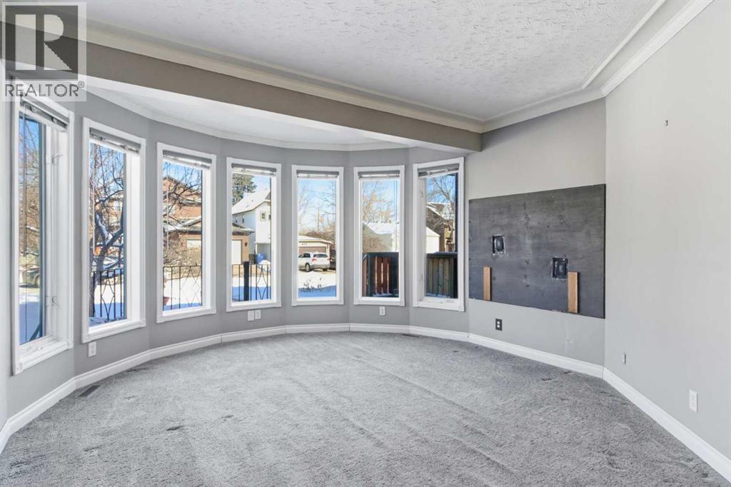 Single Family House for Sale in   Avenue NE Winston Heights/Mountview Calgary 