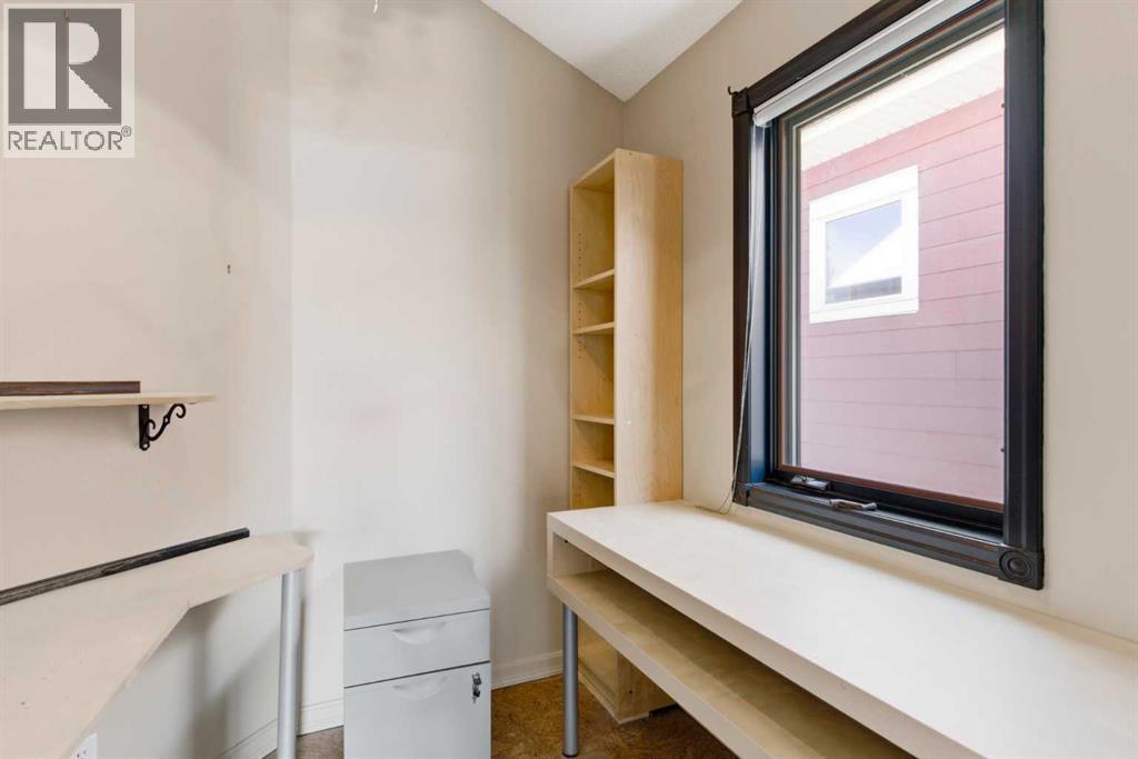 Single Family House for Sale in   Avenue NE Winston Heights/Mountview Calgary 