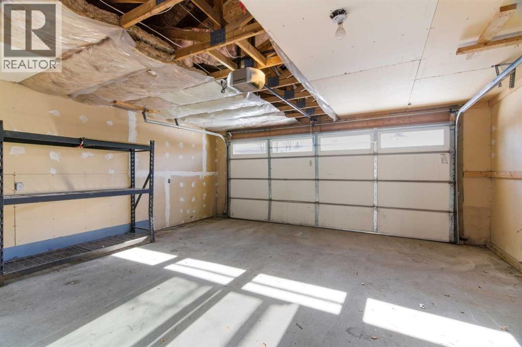 Single Family House for Sale in   Avenue NE Winston Heights/Mountview Calgary 