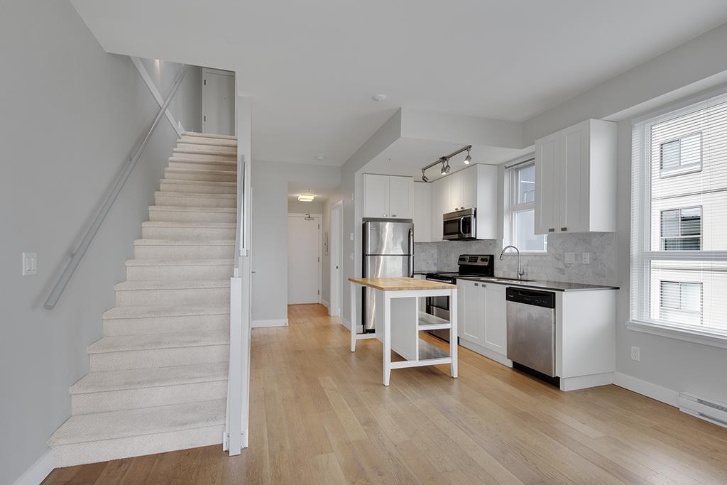 504 3080 GLADWIN ROAD, Abbotsford