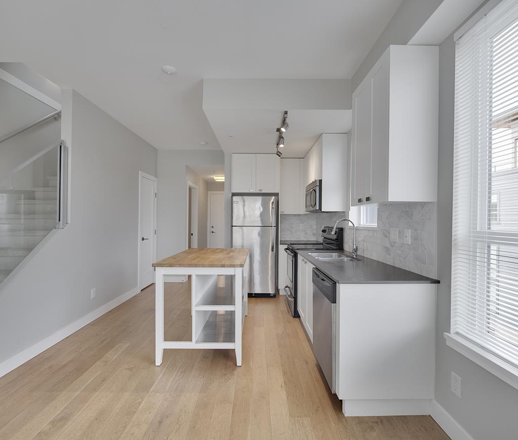 504 3080 GLADWIN ROAD, Abbotsford