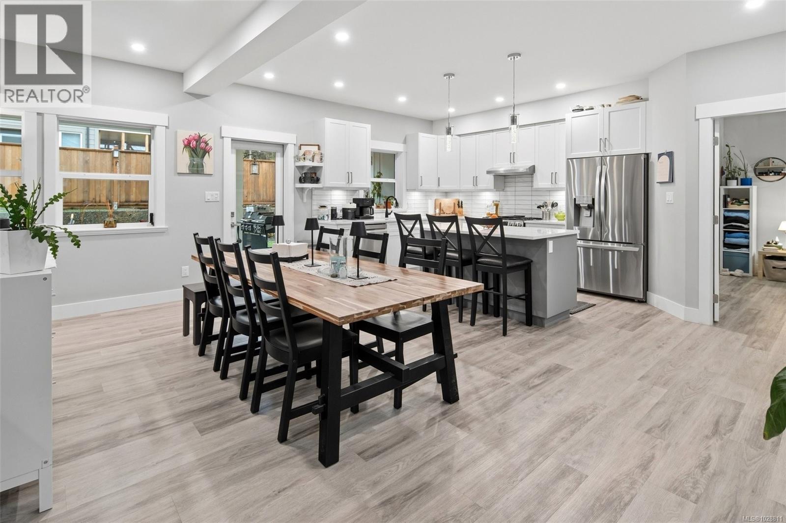 2624 Forest Edge Rd, Sooke