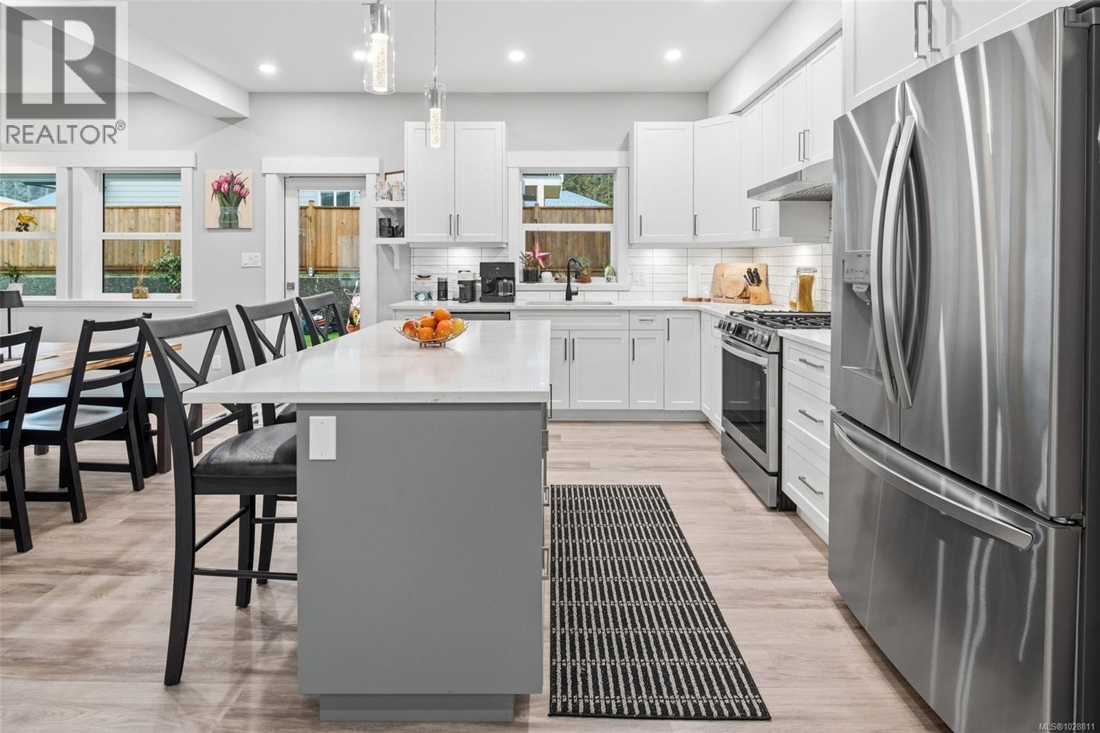 2624 Forest Edge Rd, Sooke