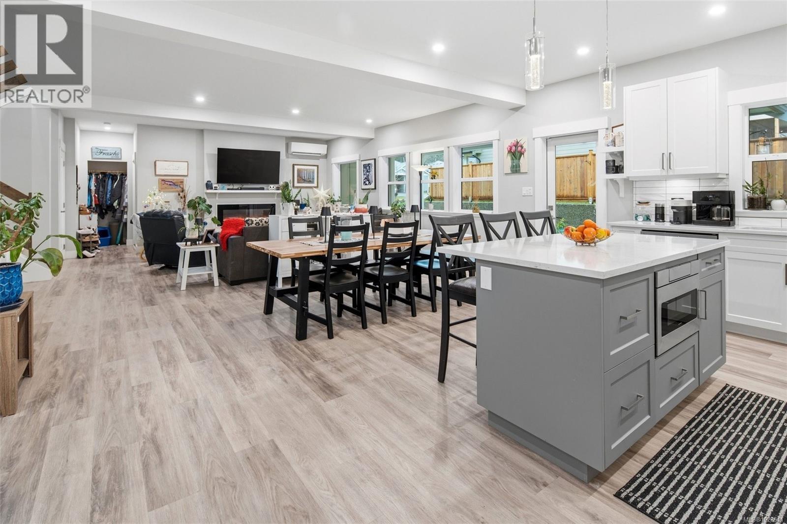 2624 Forest Edge Rd, Sooke