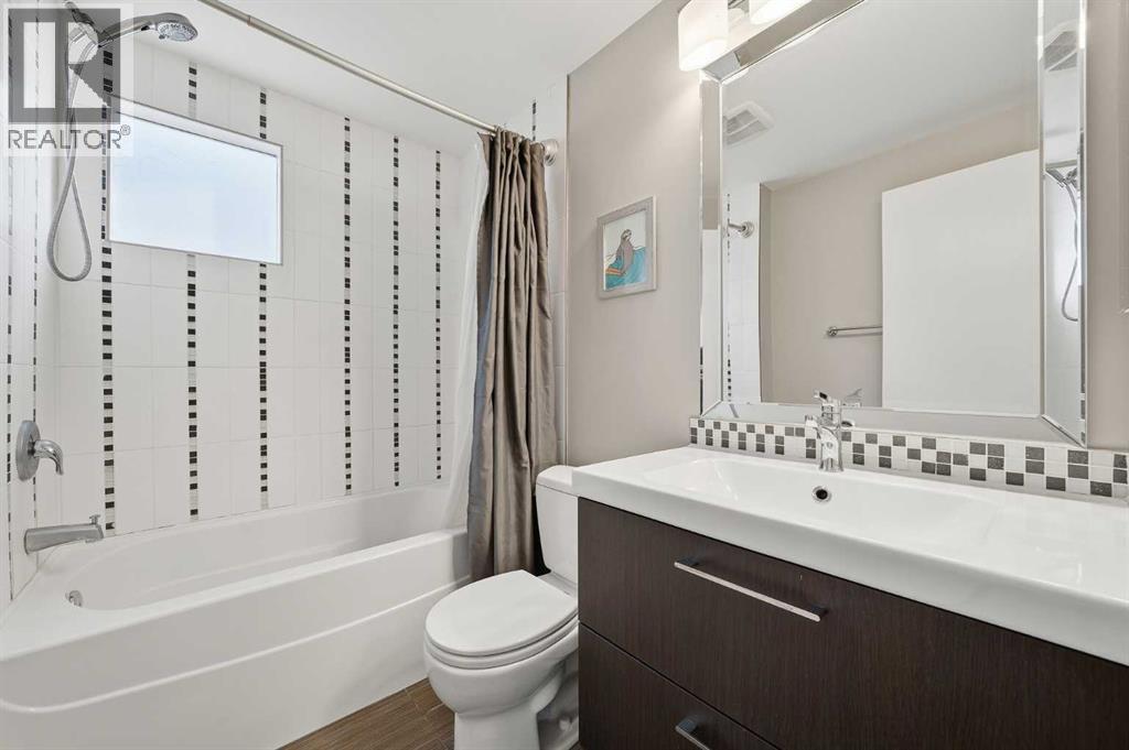 Single Family House for Sale in    Avenue NW Sunnyside Calgary 