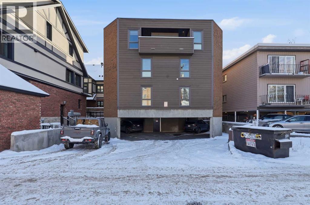 Single Family House for Sale in    Avenue NW Sunnyside Calgary 