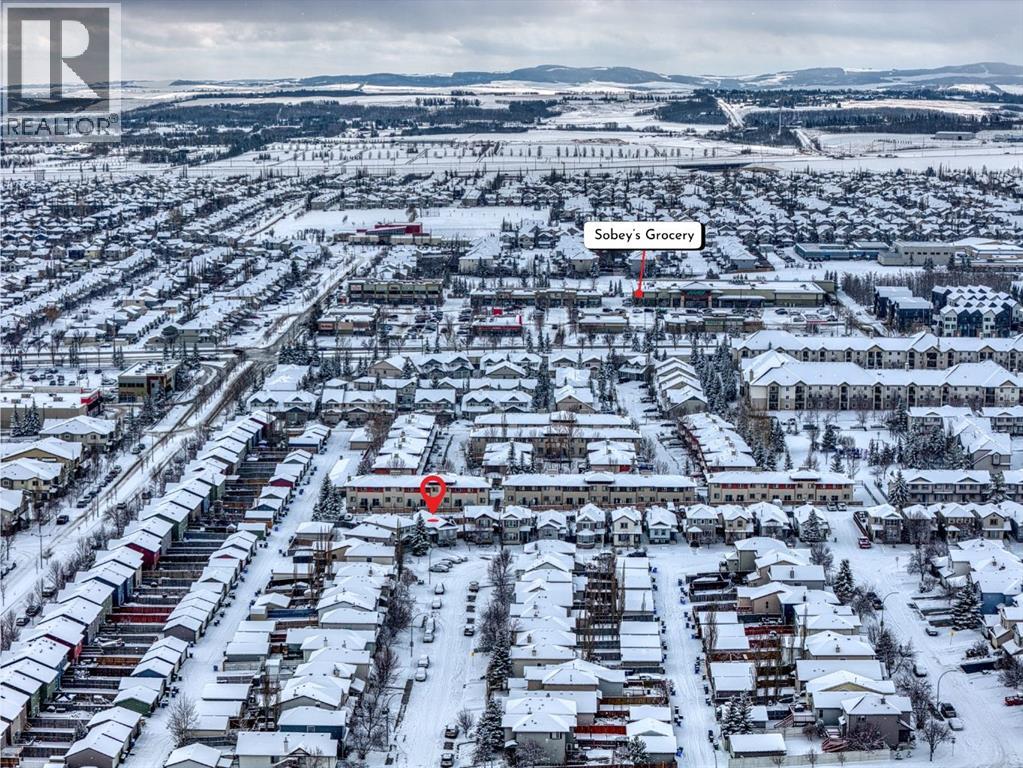 Single Family House Bi-level for Sale in  Everridge Way SW Evergreen Calgary 