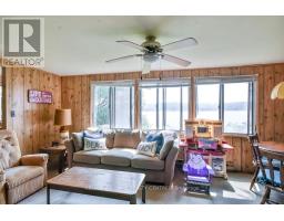 Bedroom 3 - 379 Champlain Road, Penetanguishene, ON L9M1S3 Photo 6