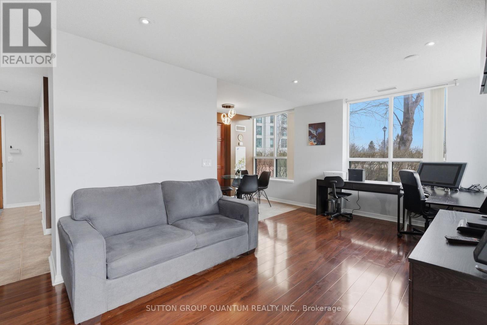 #104 4889 KIMBERMOUNT AVENUE - 8