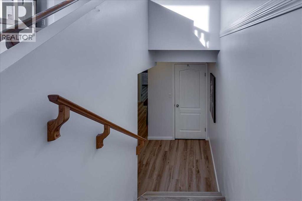 30 Kenny Close, Red Deer