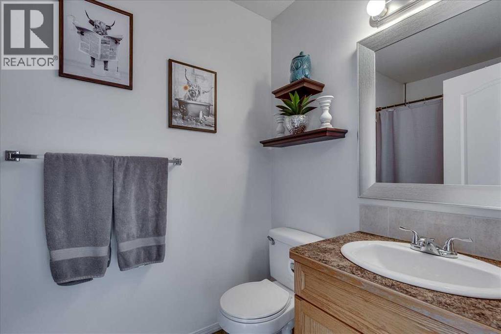 30 Kenny Close, Red Deer