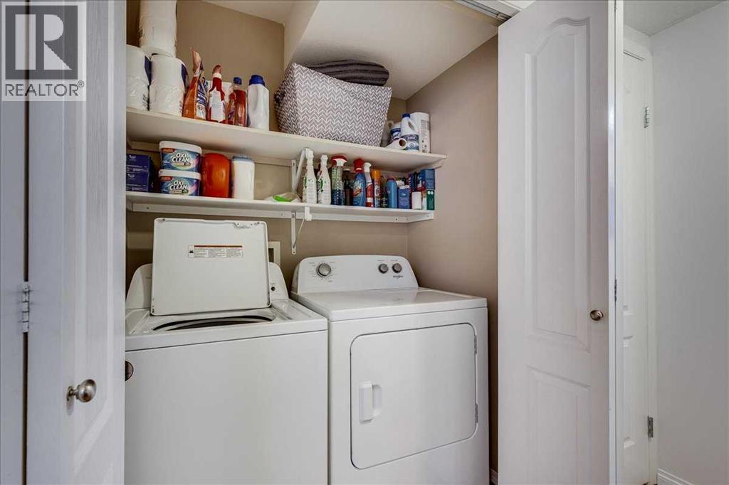 30 Kenny Close, Red Deer