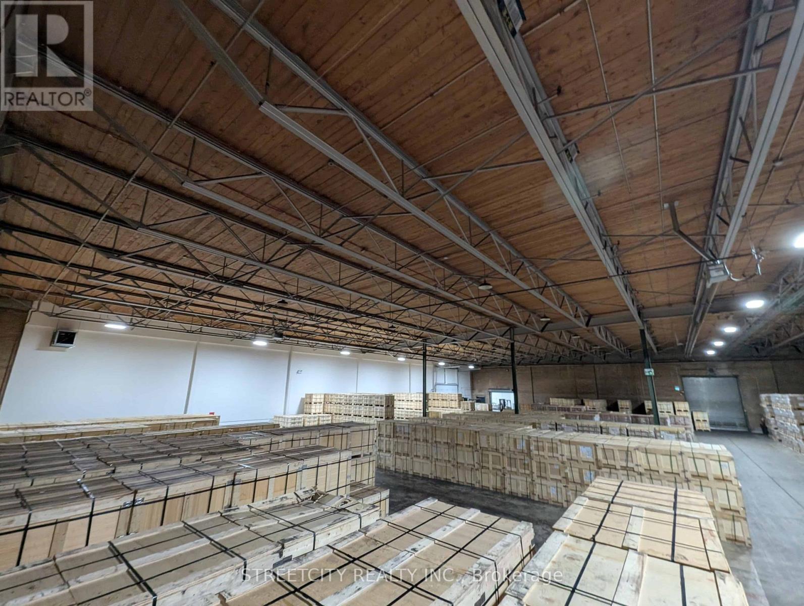 8A - 516 JOHN STREET N