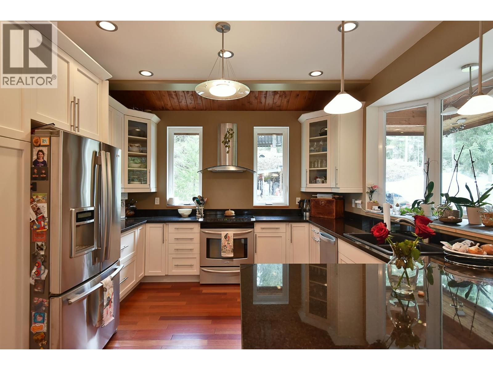 5062 PARKVIEW ROAD, Pender Harbour