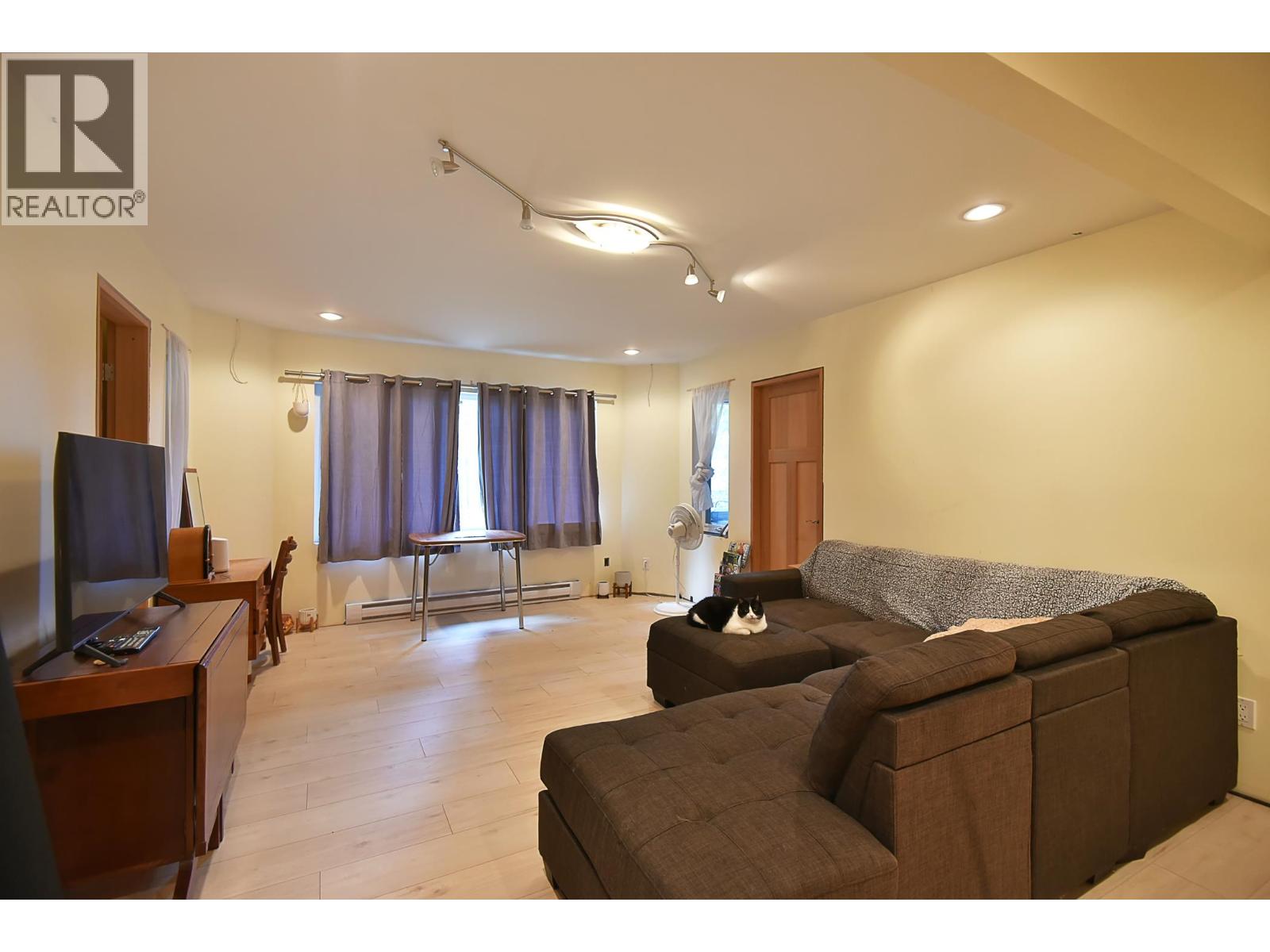 5062 PARKVIEW ROAD, Pender Harbour