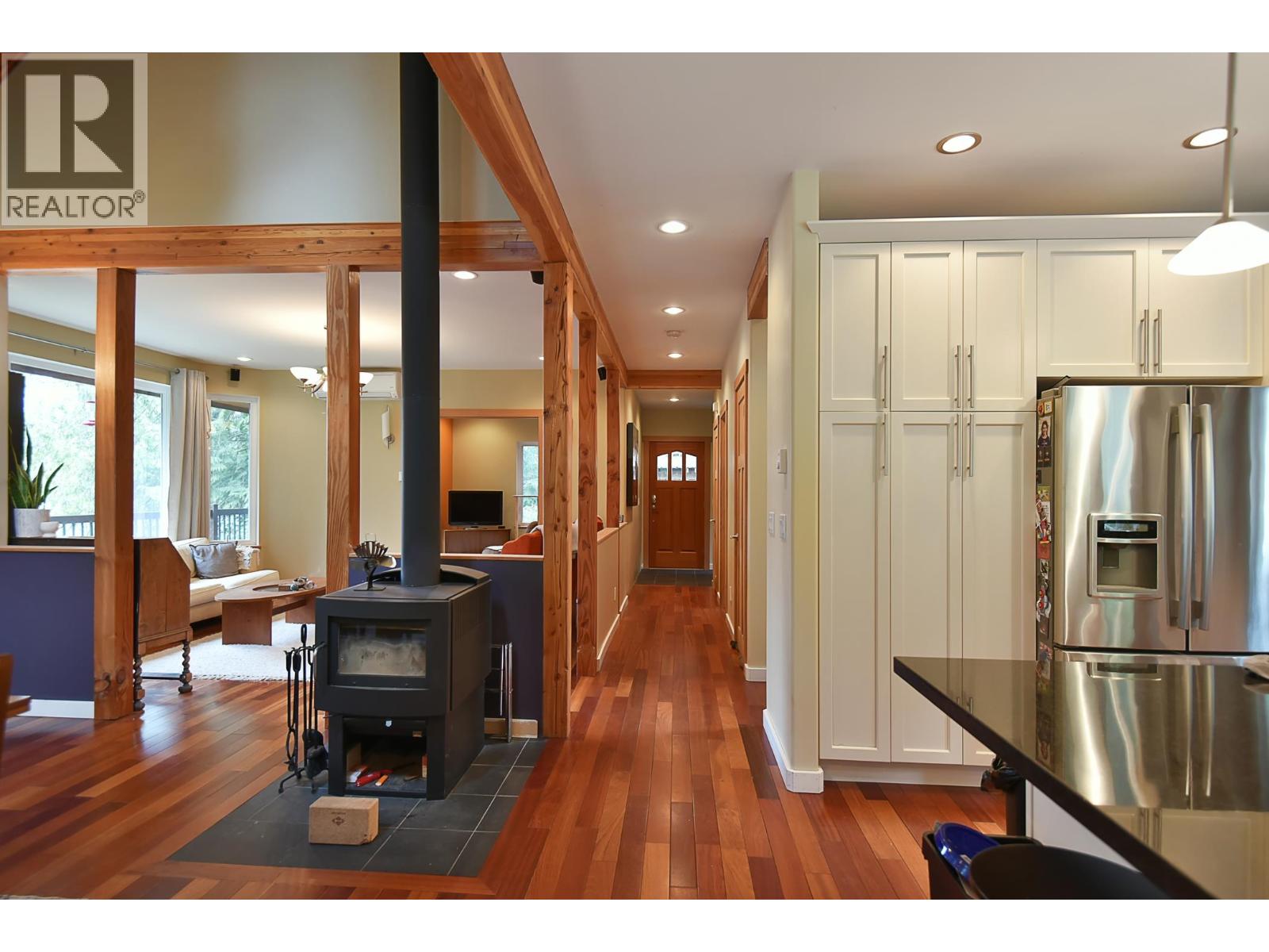 5062 PARKVIEW ROAD, Pender Harbour