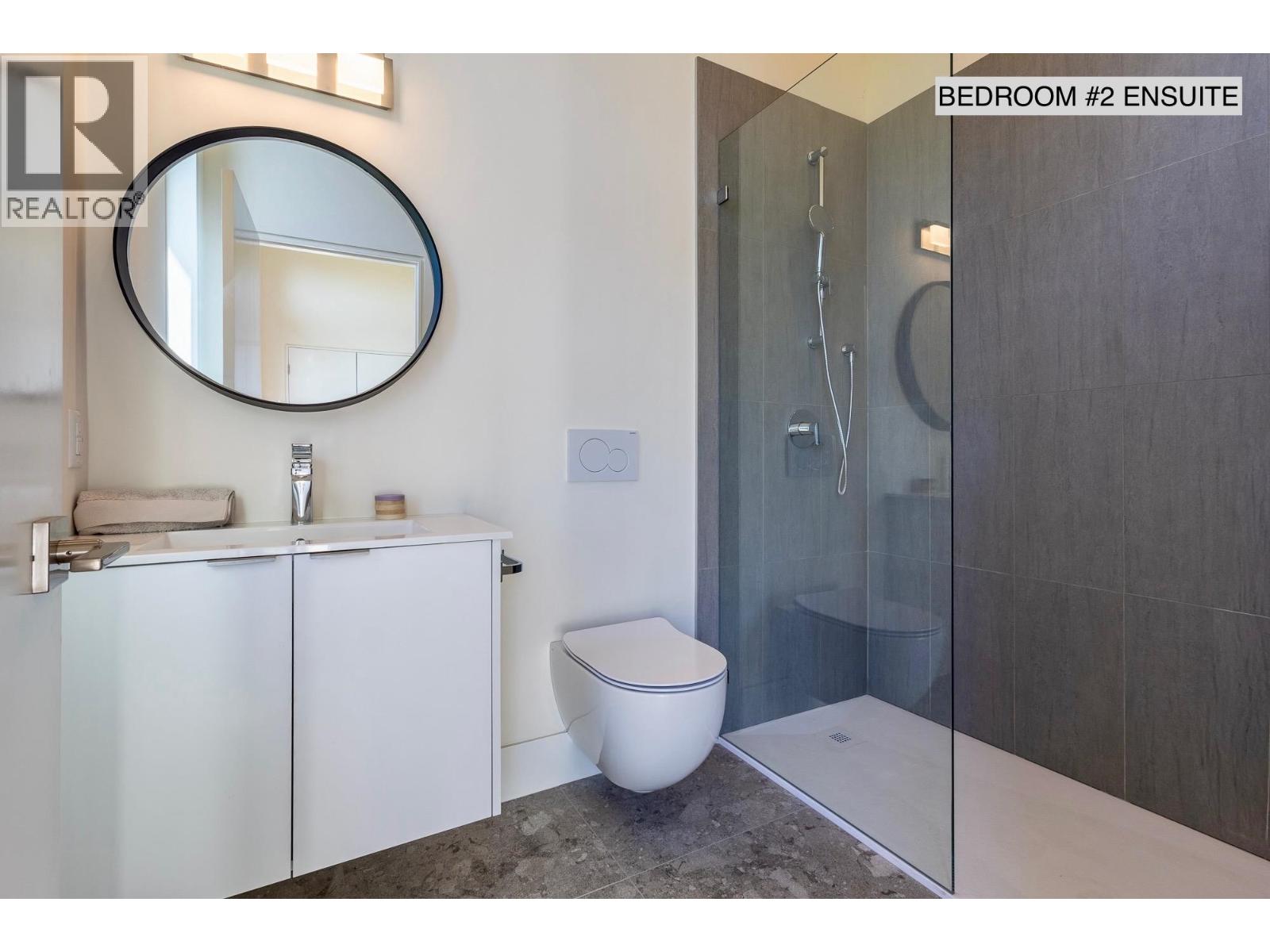 980 GOWER POINT ROAD, Gibsons