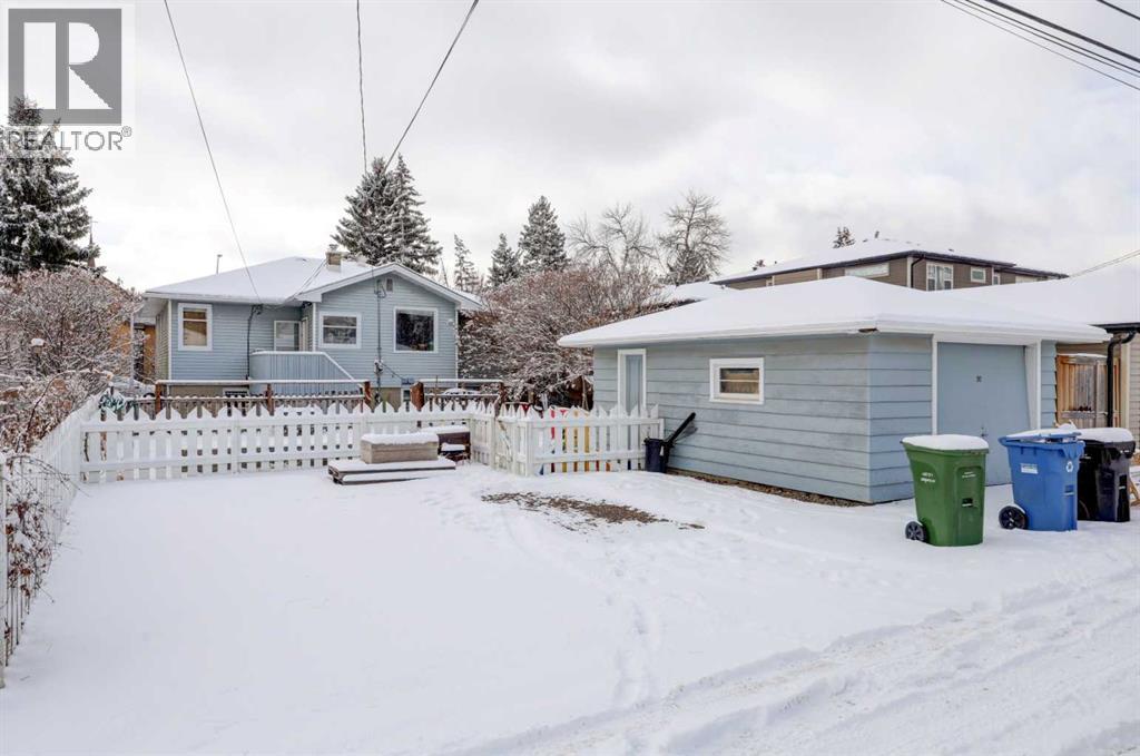 Single Family House Bungalow for Sale in   Avenue NE Winston Heights/Mountview Calgary 