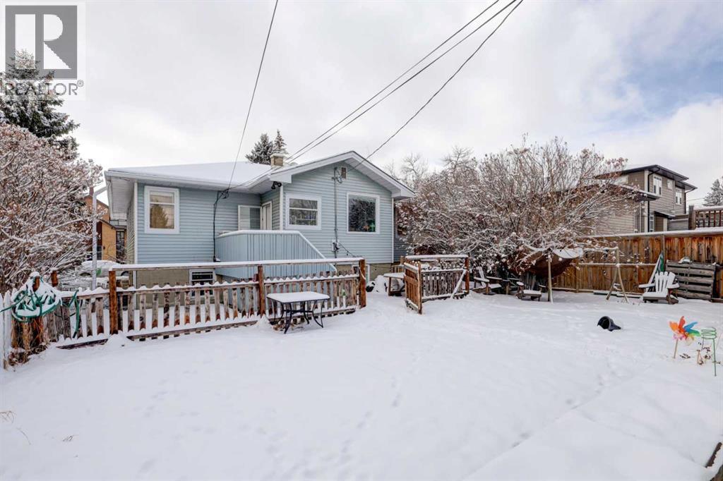 Single Family House Bungalow for Sale in   Avenue NE Winston Heights/Mountview Calgary 