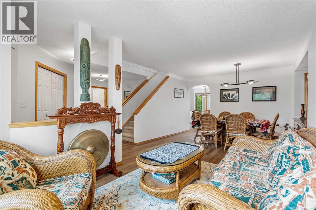 Single Family House for Sale in  Arbour Wood Close NW Arbour Lake Calgary 