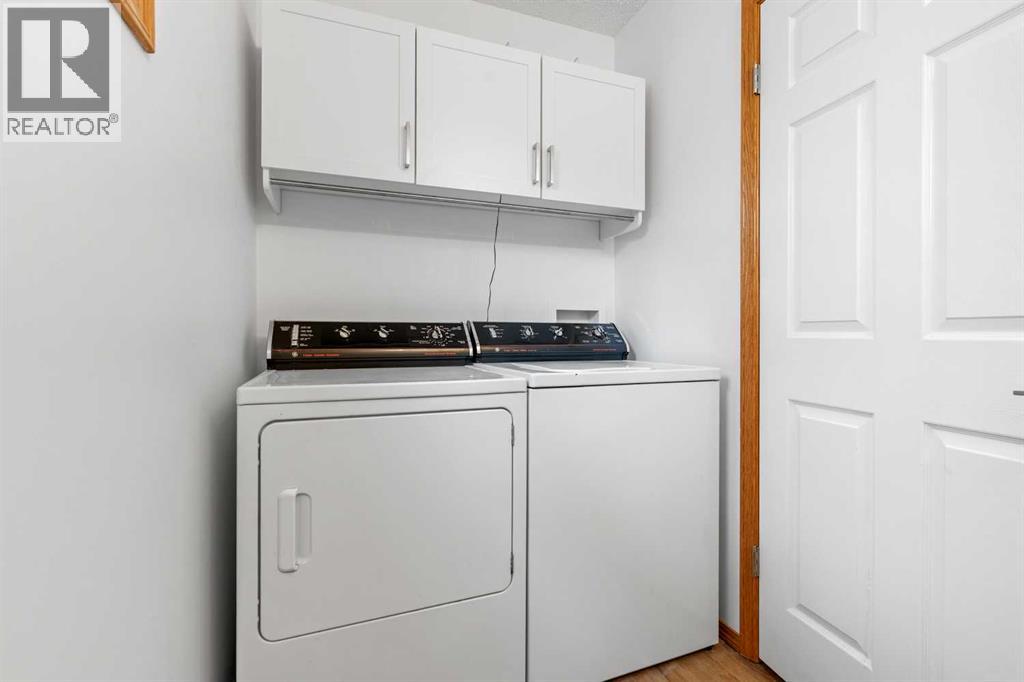 Single Family House for Sale in  Arbour Wood Close NW Arbour Lake Calgary 