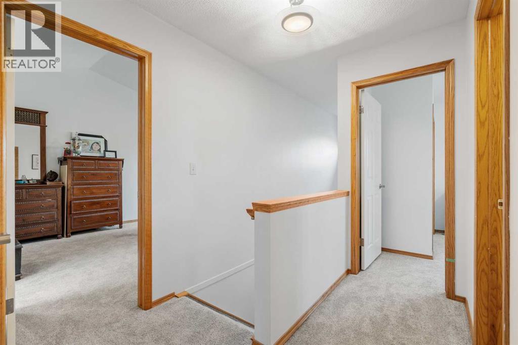 Single Family House for Sale in  Arbour Wood Close NW Arbour Lake Calgary 