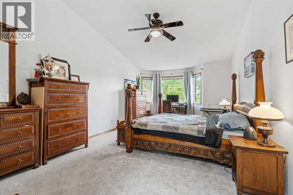 Single Family House for Sale in  Arbour Wood Close NW Arbour Lake Calgary 