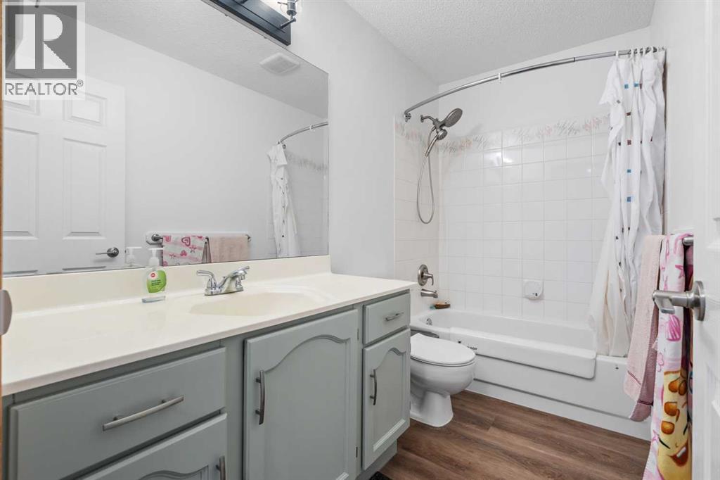 Single Family House for Sale in  Arbour Wood Close NW Arbour Lake Calgary 