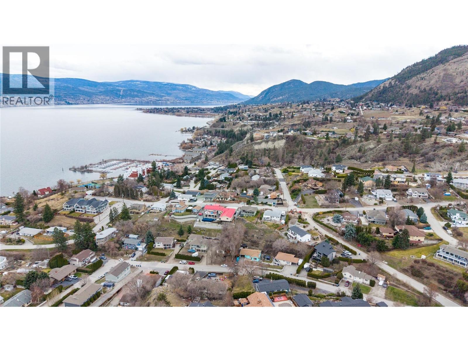 6117 Austin Street, Summerland