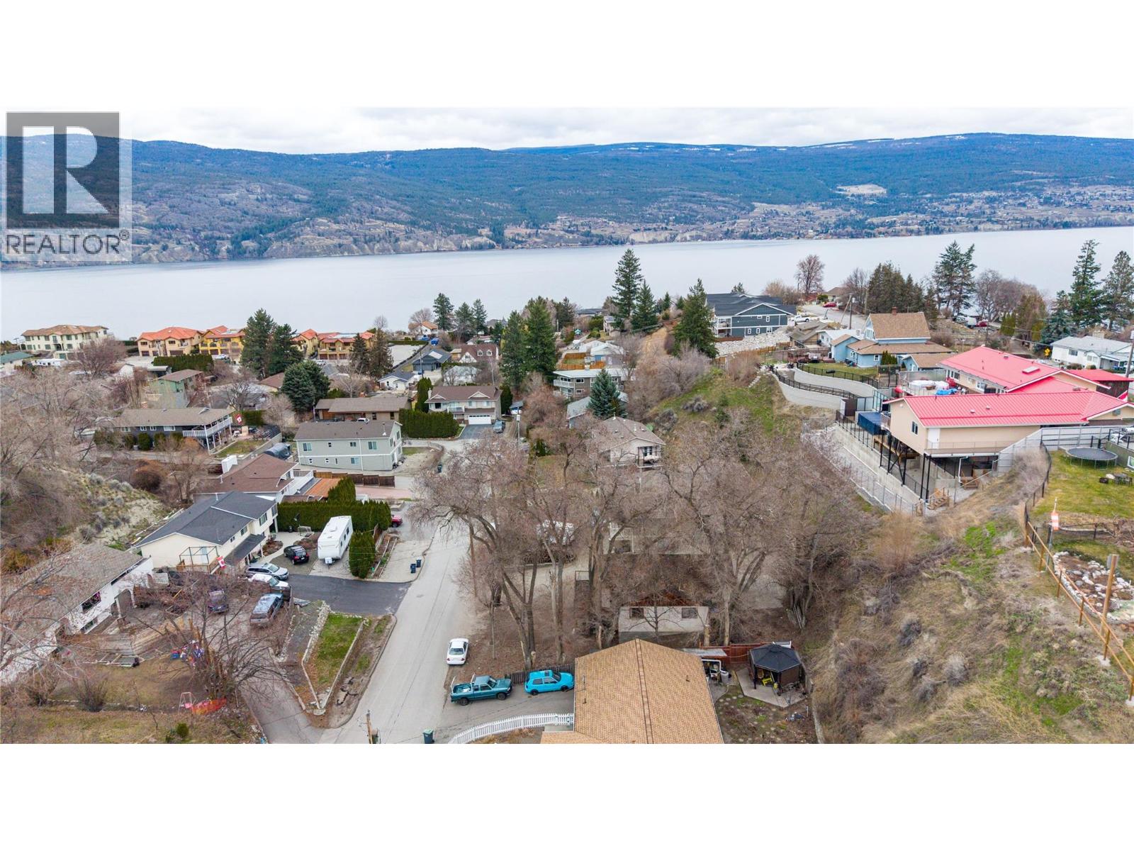 6117 Austin Street, Summerland